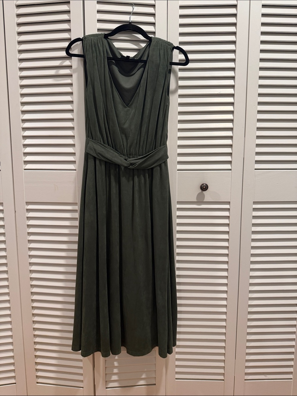 Kensie Olive Green Sleeveless Knot-Waist Midi Dress